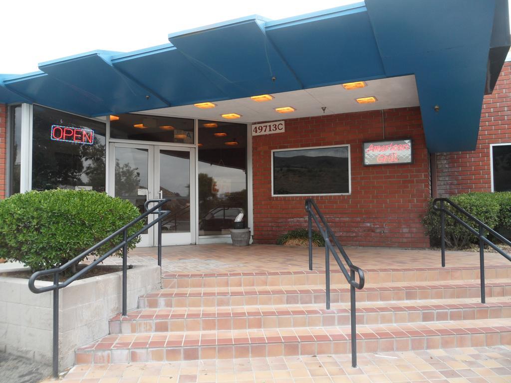 Econo Lodge Gorman Lebec Екстер'єр фото